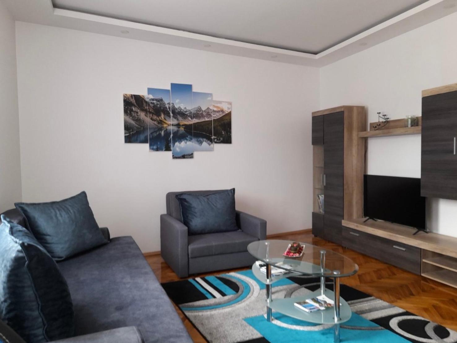 Ro-Land Vendeghaz Apartment Miskolc Bagian luar foto