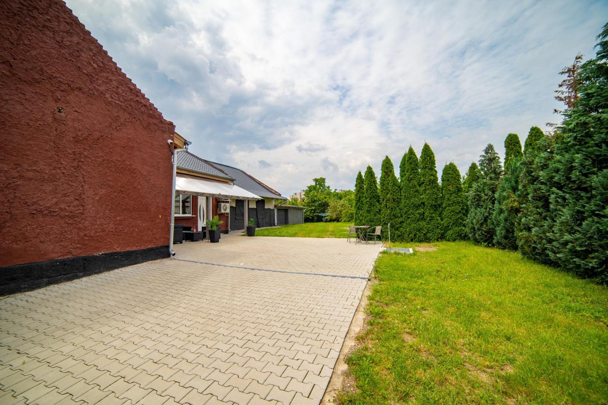 Ro-Land Vendeghaz Apartment Miskolc Bagian luar foto